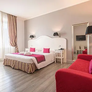 https://residenza-castrense.it-romehotels.com