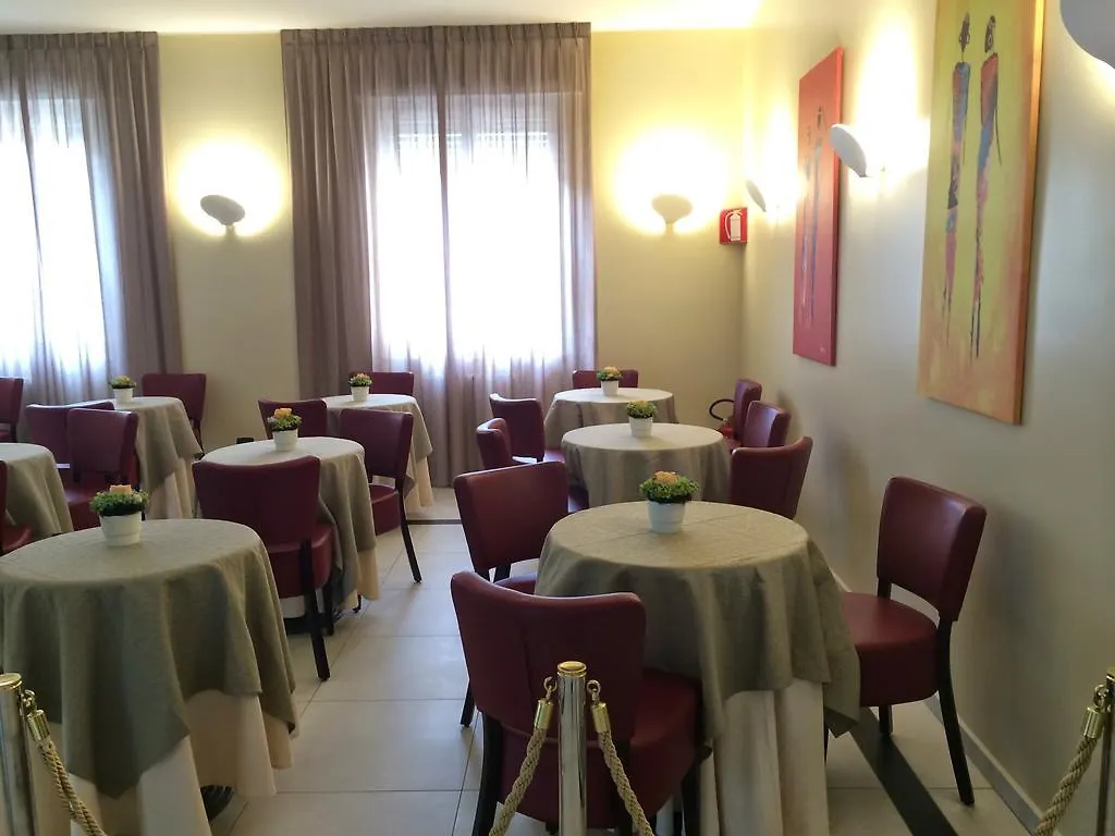 Hotel Arcobaleno فيمودْروني 3*,  إيطاليا