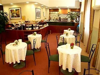 Hotel Arcobaleno فيمودْروني